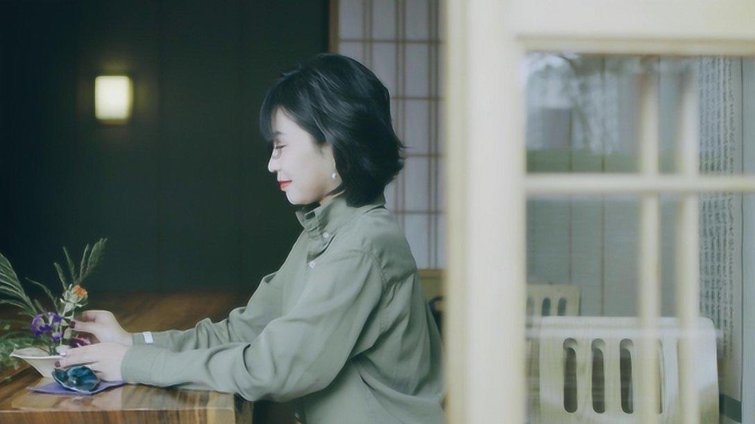 红色盒子小人